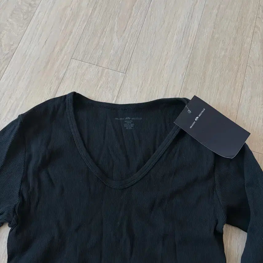 [BUNJANG] Brandy Melville Long Sleeve Top / 브랜디멜빌 골지 긴팔 티셔츠