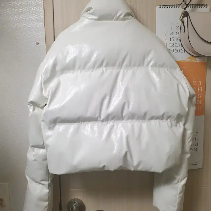 [BUNJANG] Pale Jade White Padded Jacket / 페일제이드 화이트 패딩