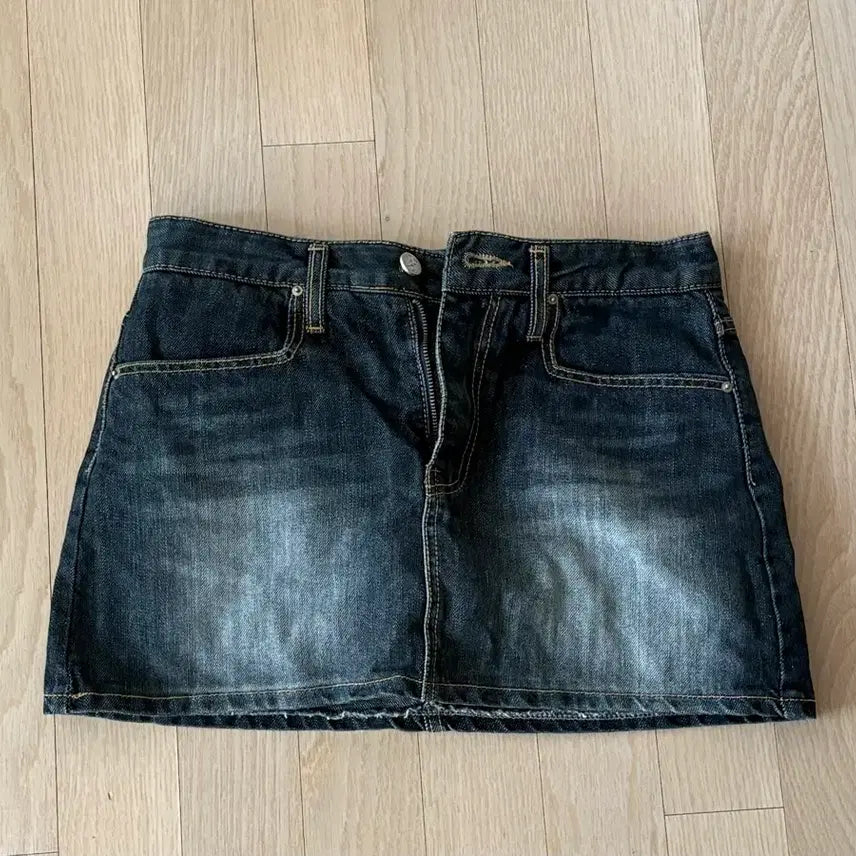 [BUNJANG] As On Mini Skirt / 애즈온 스커트