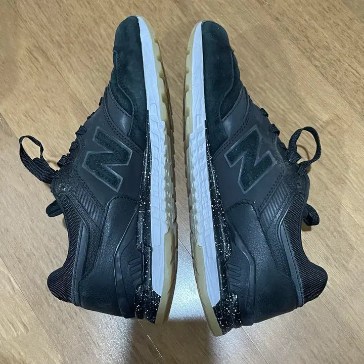 [BUNJANG] New Balance 997 Sneakers (ML997HBA) 250 / 뉴발란스997 스니커즈 250