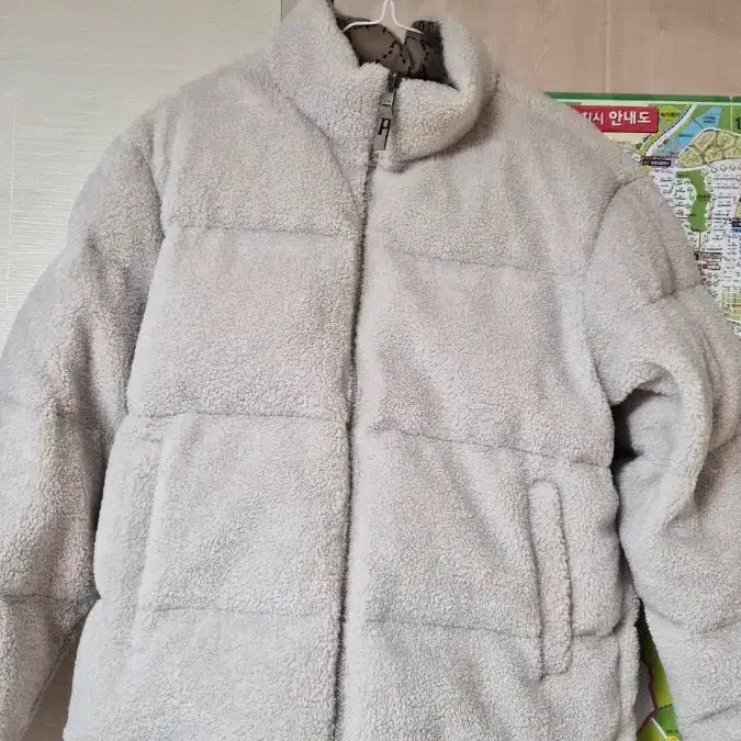 [BUNJANG] PAT Monogram Reversible Duck Down Jacket / PAT 남성 모노그램 리버시블 덕다운
