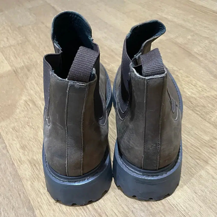 [SOLD OUT] Thursday Boot 번트 브라운 가죽 첼시 부츠 275