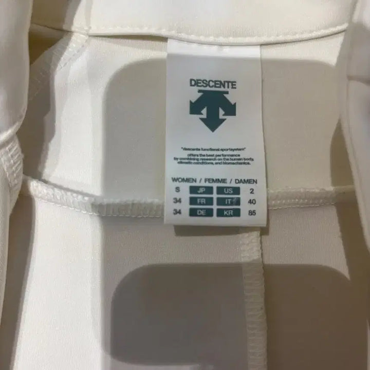 [BUNJANG] Descente Women's Zip-up Jacket Ivory S / 데상트 여성 짚업 자켓 아이보리 S
