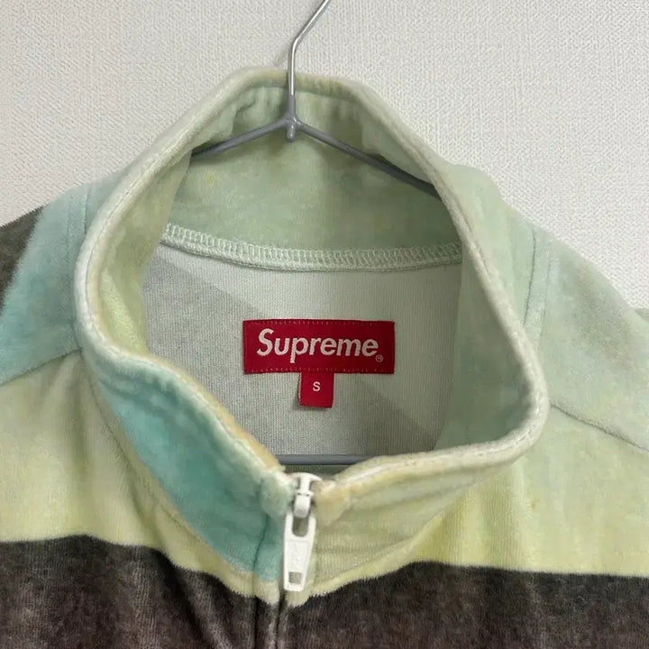 [BUNJANG] Supreme Geo Velour Track Jacket / Supreme 슈프림 지오 벨루어 트랙 재킷 멀티컬러