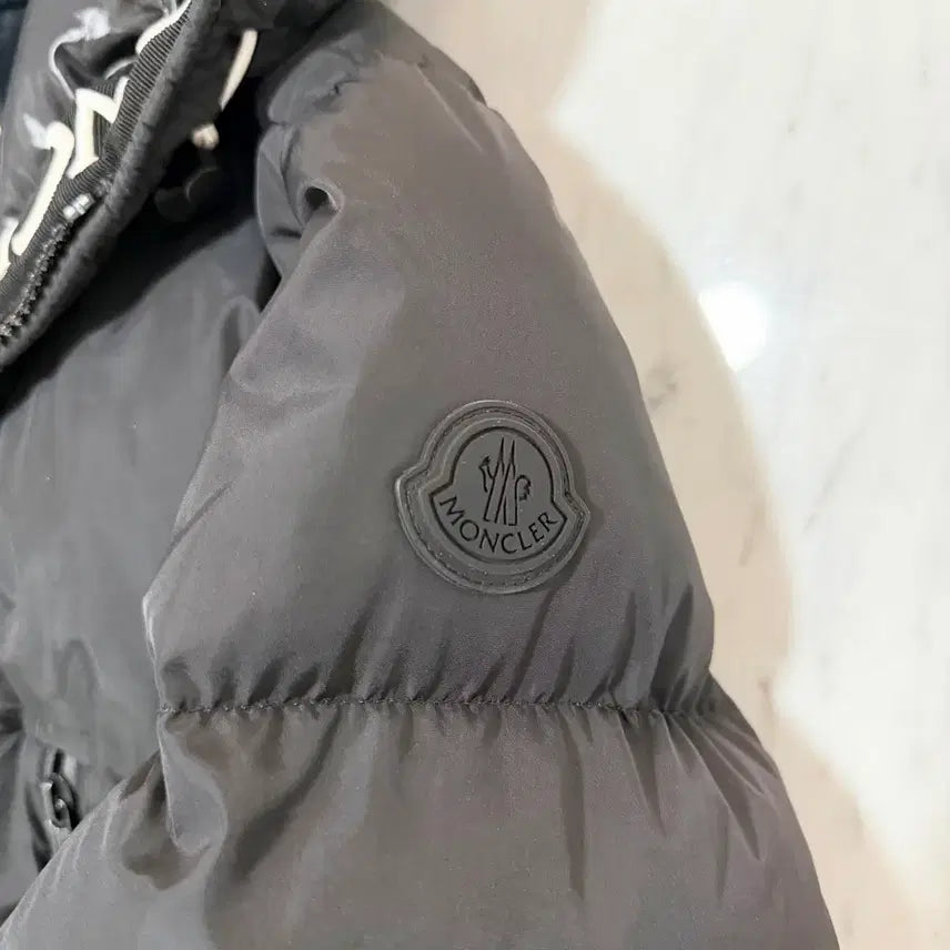 [BUNJANG] Moncler Mongcla Padded Jacket / [정품 4] 몽클레어 몽클라 패딩
