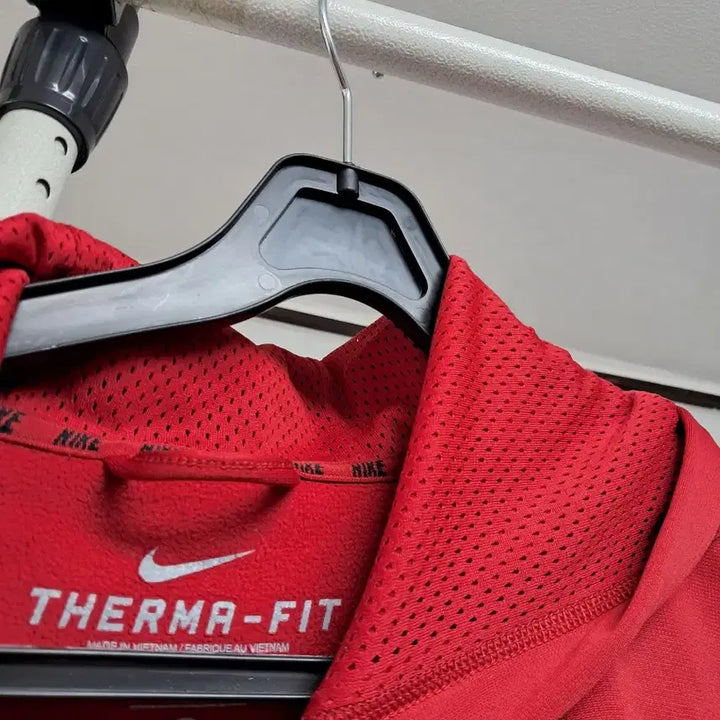 [BUNJANG] Nike Dri-FIT THERMA-FIT Hoodie / 나이키 드라이핏 THERMA-FIT 후드티 레드