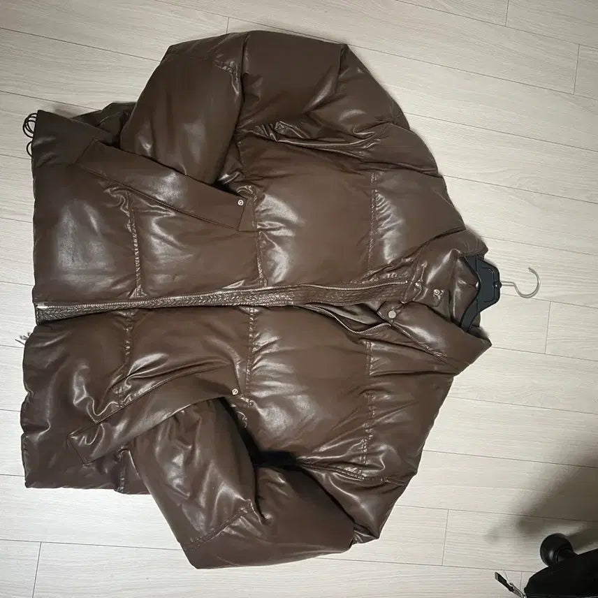 [BUNJANG] Trillion Biker Vegan Leather Short Padded Jacket (Brown) L / 트릴리온 바이커 비건 레더 숏 패딩 (BROWN) L