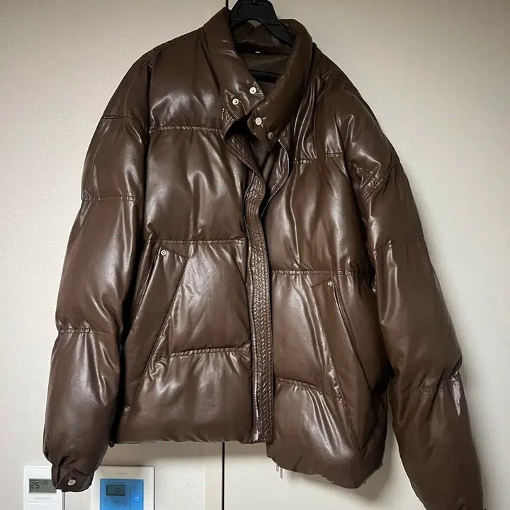 [BUNJANG] Trillion Biker Vegan Leather Short Padded Jacket (Brown) L / 트릴리온 바이커 비건 레더 숏 패딩 (BROWN) L