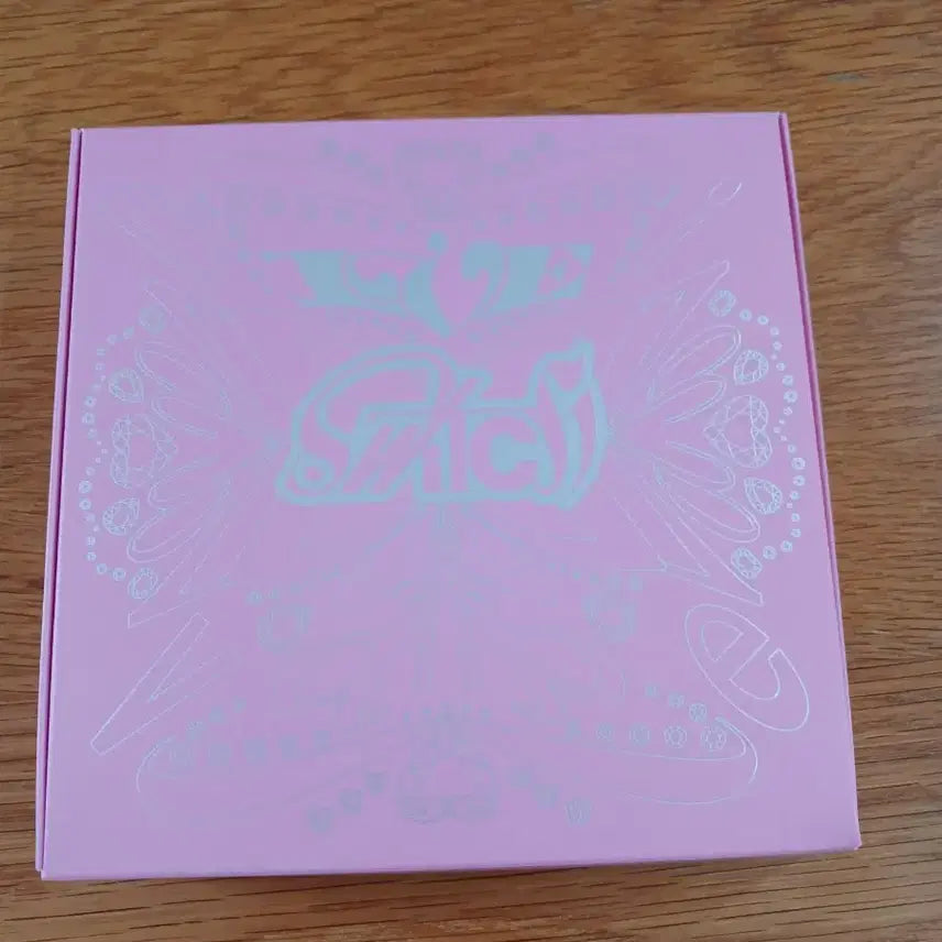 [BUNJANG] IVE Switch Album (with Photocard) / 아이브 switch 앨범 입니다(포카 있음)