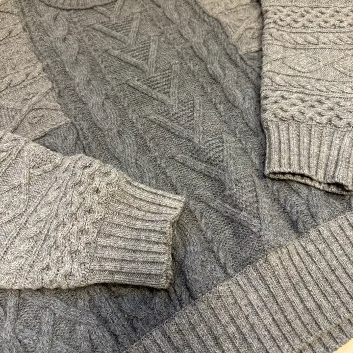 [BUNJANG] Softhyphen Patchwork Crew Neck Knit Gray / Softhyphen 패치워크 크루넥 니트 그레이