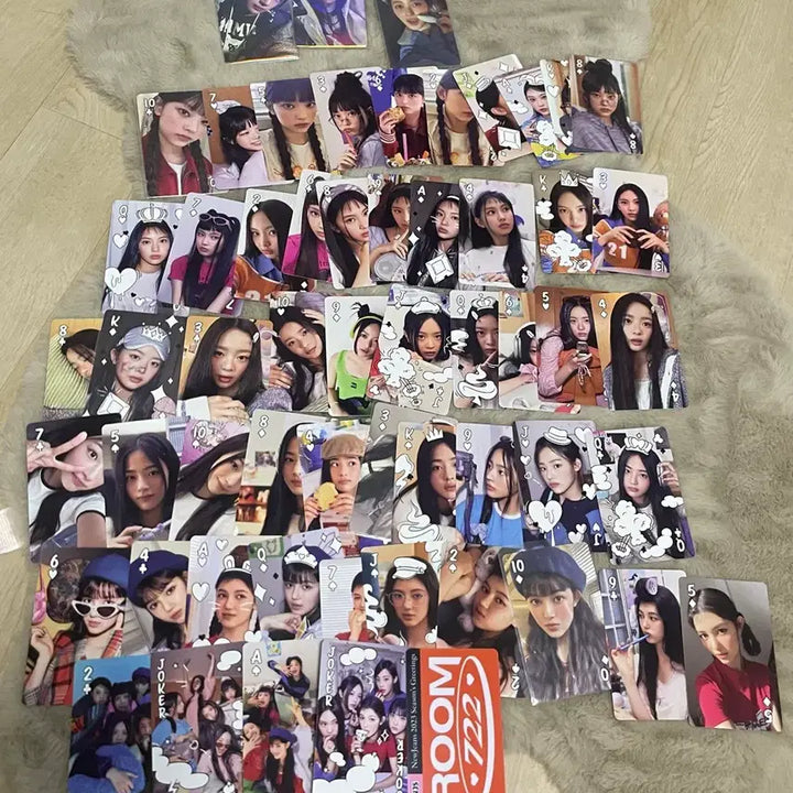 포카포함)뉴진스 2023 시즌그리팅 시그