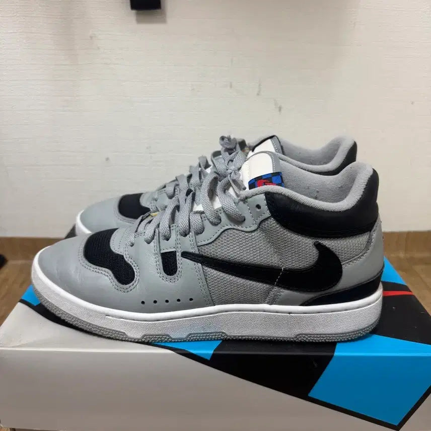 [BUNJANG] Nike Scott Macattack Sneakers / 나이키 스캇 맥어택 275