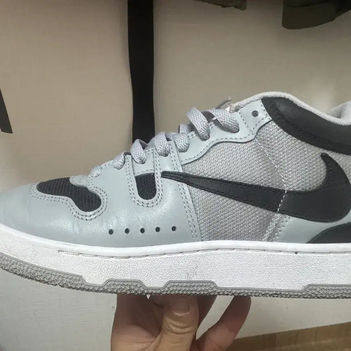 [BUNJANG] Nike Scott Macattack Sneakers / 나이키 스캇 맥어택 275