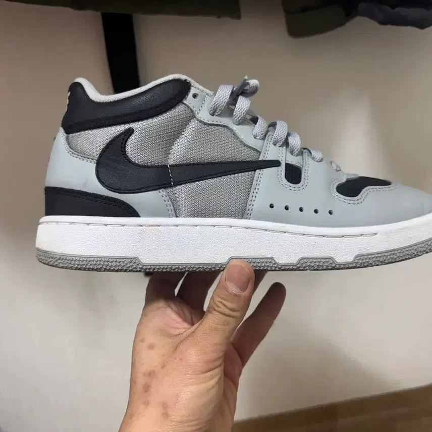 [BUNJANG] Nike Scott Macattack Sneakers / 나이키 스캇 맥어택 275