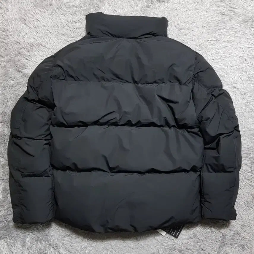 [BUNJANG] Black Down Padded Jacket / 검정 다운 패딩 막입기용