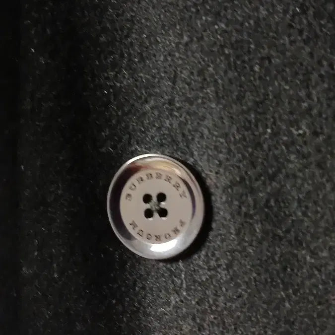 [BUNJANG] Burberry Black Double Coat 38 (Missing Straps) / 버버리프로섬 블랙 더블 코트 38사이즈44-55 이사오면서 손목허리끈분실