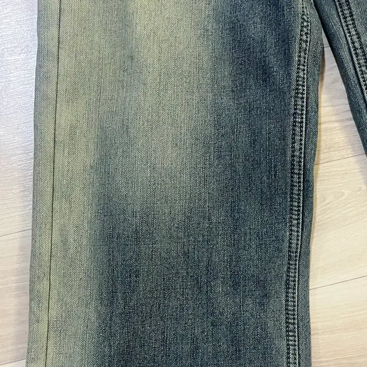[BUNJANG] Emerald Washed Wide Denim Pants / 청량 에메랄드 워싱 와이드 데님 팬츠