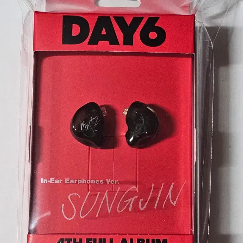 데이식스 데케이드 인이어 성진