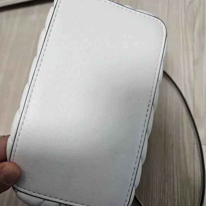 [BUNJANG] Michael Kors Quilted Bucket Crossbody Bag / 마이클코어스 크로스백 버킷백