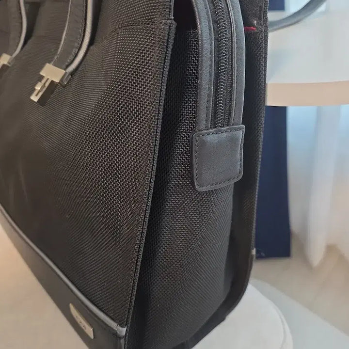 [BUNJANG] TUMI Business Shoulder Bag / TUMI 투미 블랙 비즈니스 여성 가방