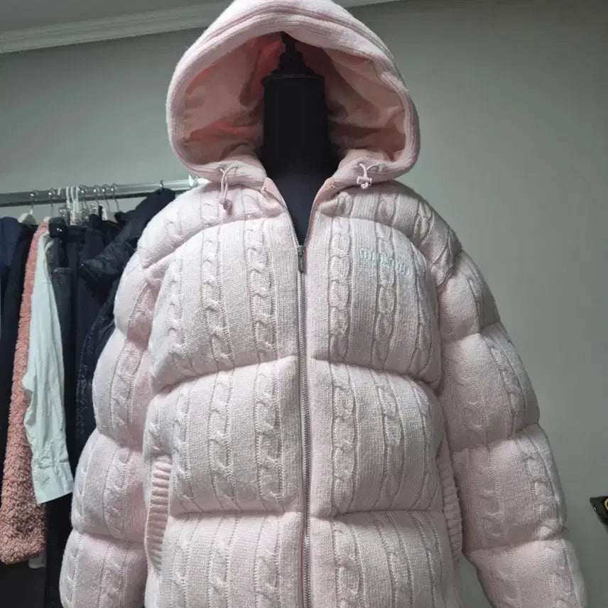 [BUNJANG] Miu Miu Cable Knit Padded Jacket 36 / 미우미우 케이블 니트 패딩 36