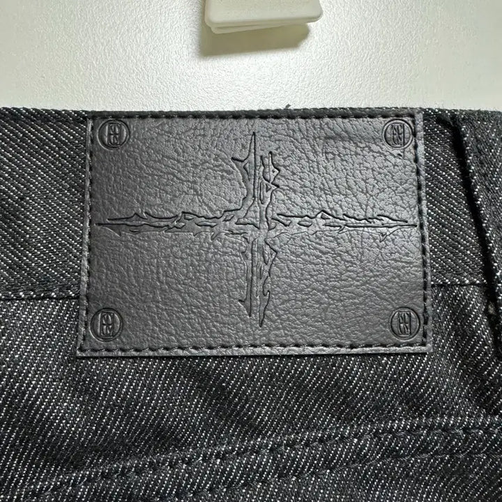 [BUNJANG] Not4nerd Drip Logo Denim - Black (L Size) / [L size] 낫포너드 Drip Logo Denim - Black