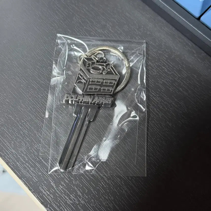 [BUNJANG] Aimyong Dolphin Apartment Key Ring / 아이묭 돌핀아파트먼트 열쇠 키링 판매합니다