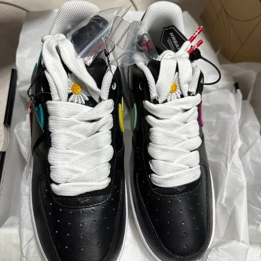 [SOLD OUT] 에어포스1 피스마이너스원 새상품 250사이즈 팝니다!!