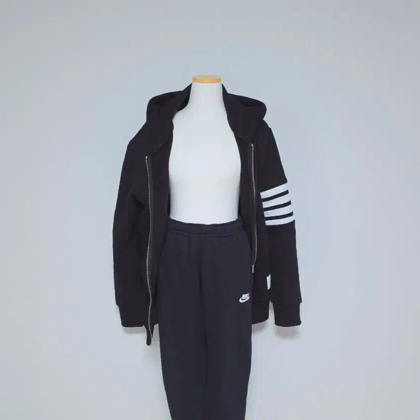 [SOLD OUT] 나이키 기모 트레이닝 팬츠