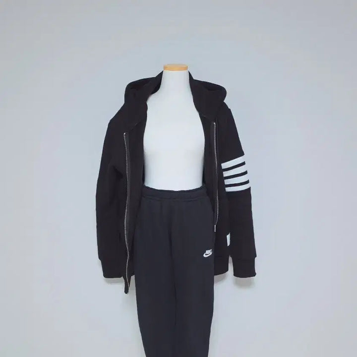 [SOLD OUT] 나이키 기모 트레이닝 팬츠