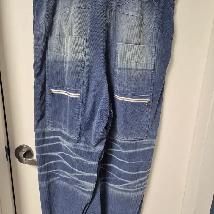 [SOLD OUT] [2] 웨이비니스 코듀로이 팬츠