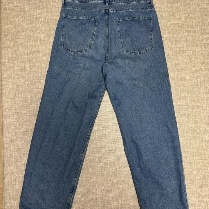 [BUNJANG] Uniqlo Wide Straight Jeans / 유니클로 와이드스트레이트 진 팝니다