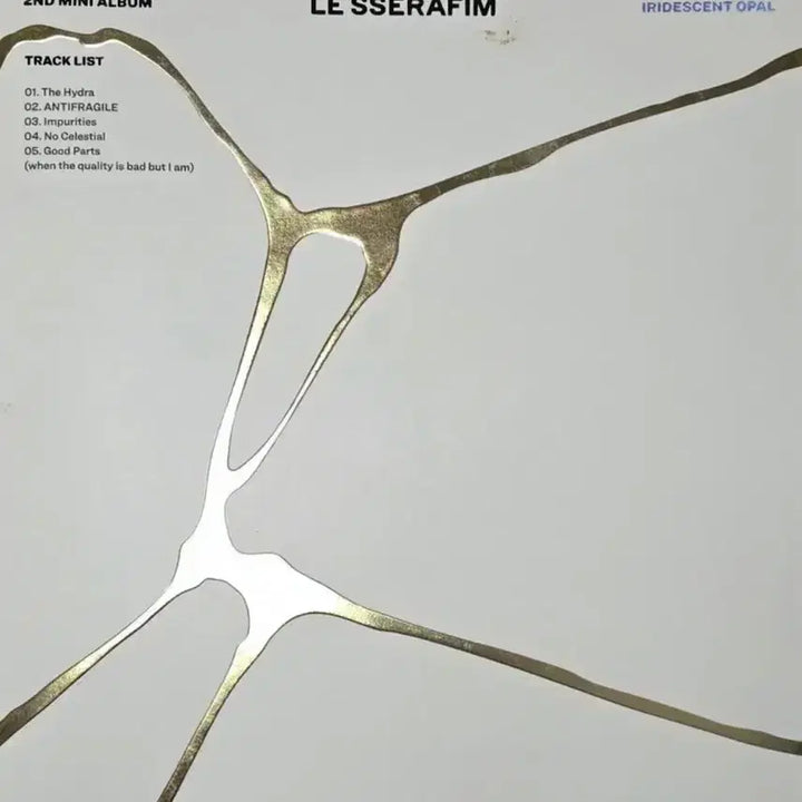르세라핌 ANTIFRAGILE 2ND 미니 앨범