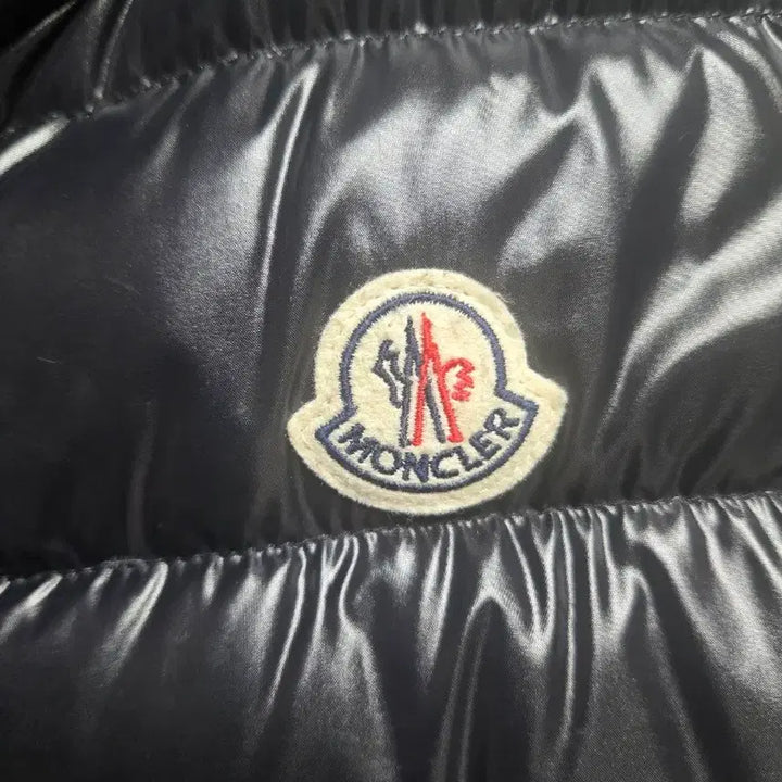 [BUNJANG] Moncler Padded Vest / 몽클레어 패딩조끼