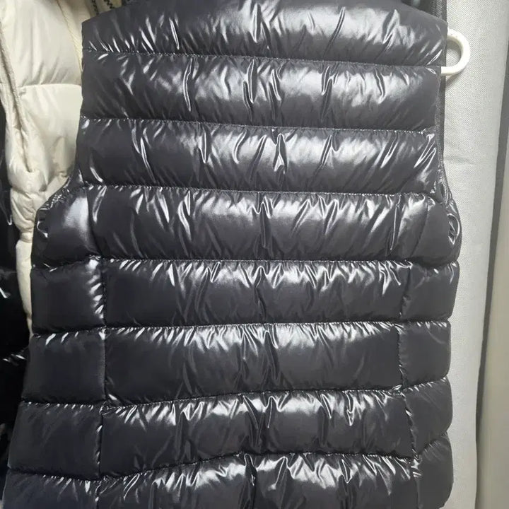 [BUNJANG] Moncler Padded Vest / 몽클레어 패딩조끼