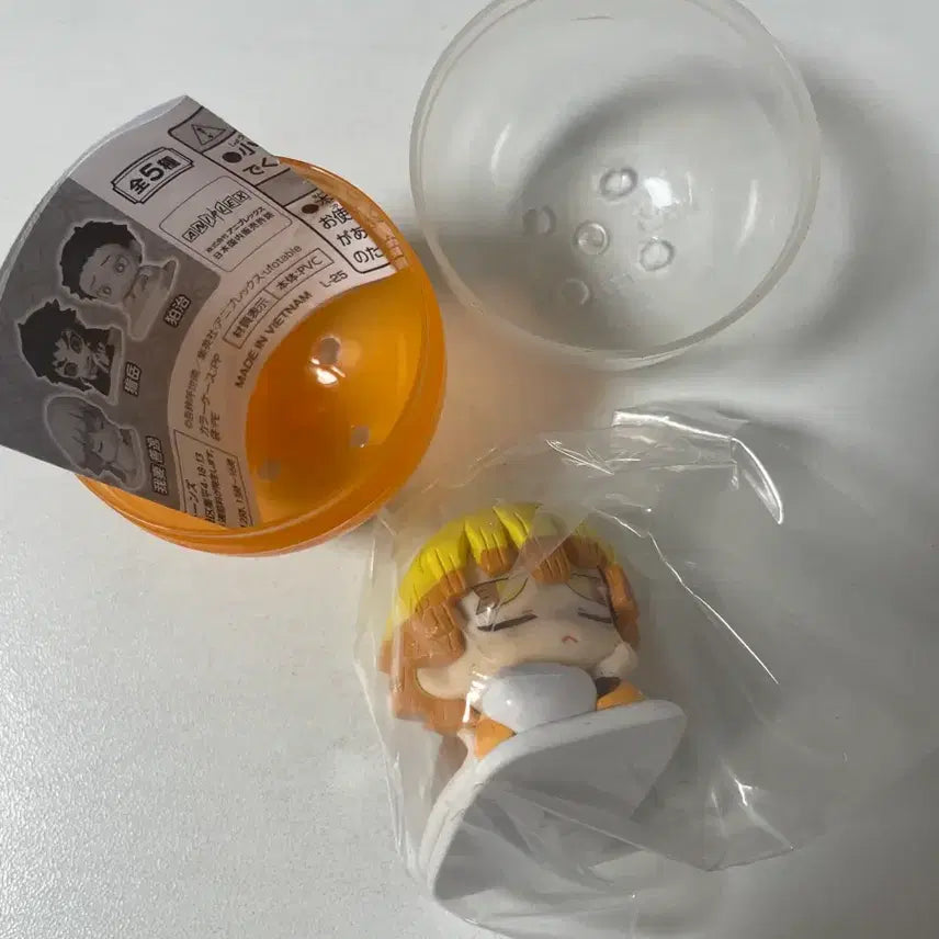 [BUNJANG] Demon Slayer Zenitsu Unopened Figure / 귀멸의 칼날 오네무탄 젠이츠