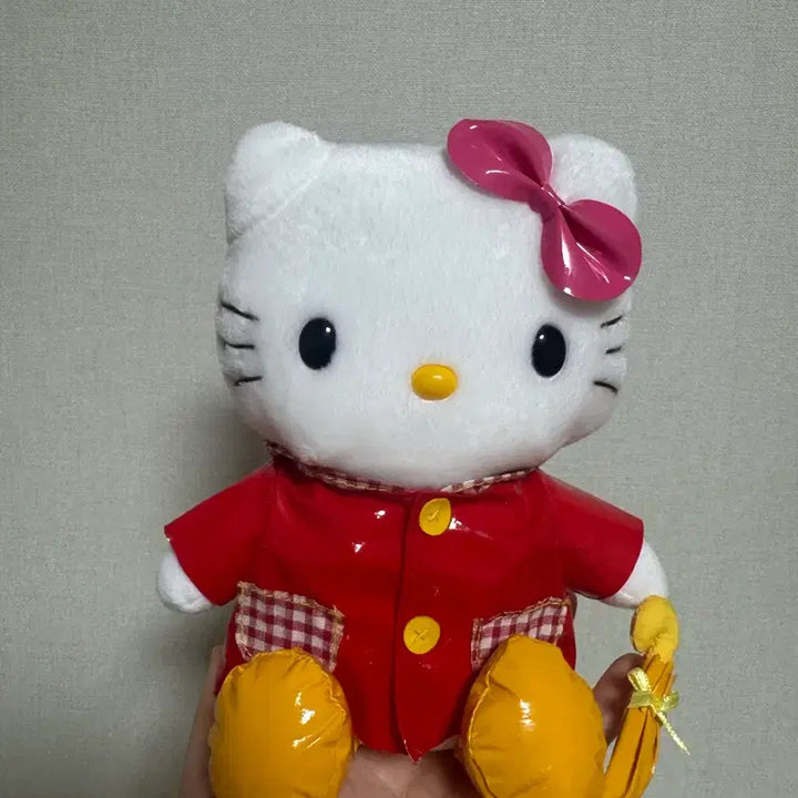 [BUNJANG] Classic Rainy Day Kitty / 고전 우비 키티