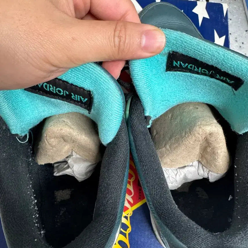 [BUNJANG] Nike Jordan 4 Teal Sneakers / 조던4 틸 270사이즈