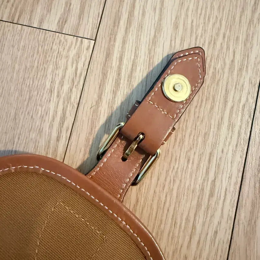 [BUNJANG] Celine Triomphe Mini Folco Backpack / 셀린느 트리오페 미니 폴코 백팩