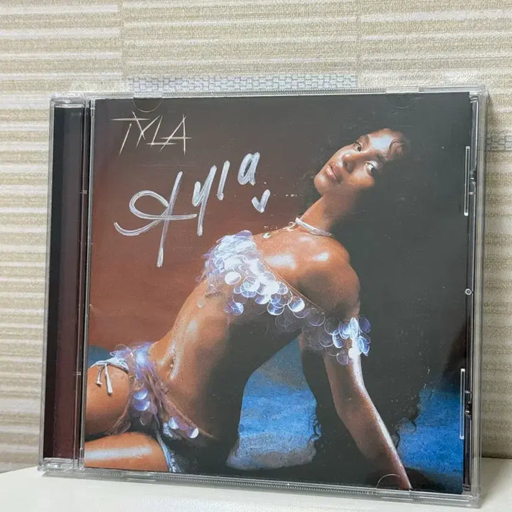 [BUNJANG] Tyla Autograph CD / 타일라 친필 싸인 CD TYLA 오토
