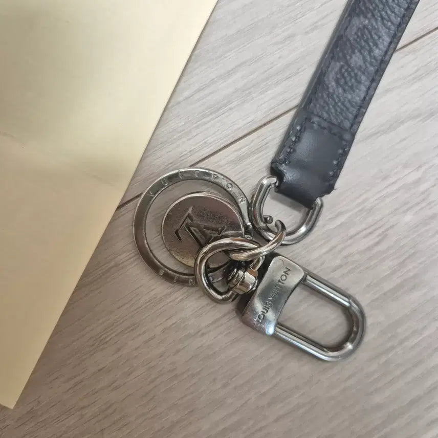 [BUNJANG] Louis Vuitton Keyring / 루이비통 키링
