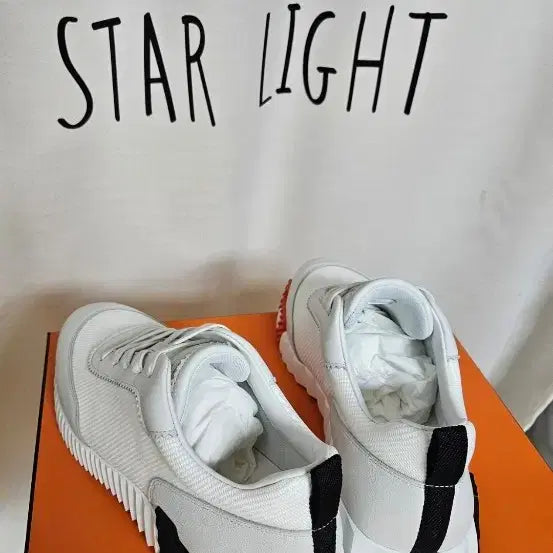 [BUNJANG] Hermes White Sneakers H Logo / 에르메스 화이트 스니커즈 H로고ㅡ정품(미착용)