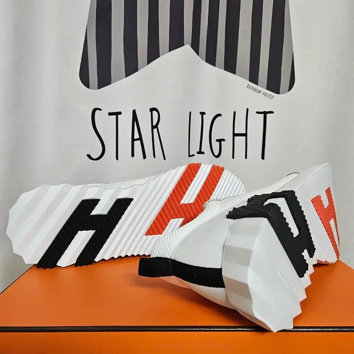 [BUNJANG] Hermes White Sneakers H Logo / 에르메스 화이트 스니커즈 H로고ㅡ정품(미착용)