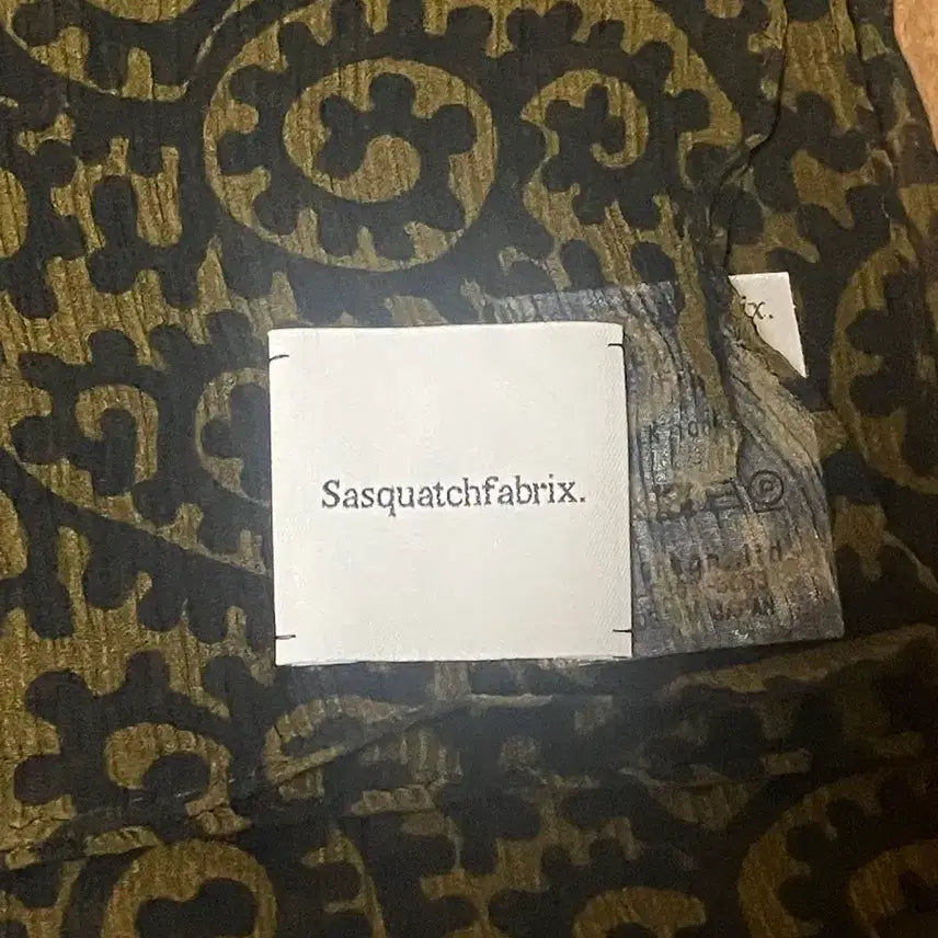 [BUNJANG] Sasquatchfabrix Paisley Silk Scarf / 사스콰치패브릭스 sasquatch fabrix 페이즐리 실크 스카프 OS