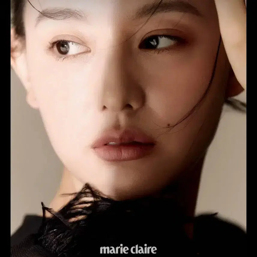 [BUNJANG] Kim Jiwon Marie Claire Magazine / <나의 해방일지><눈물의 여왕>김지원님 화보가 실린 마리끌레르 잡지 양도