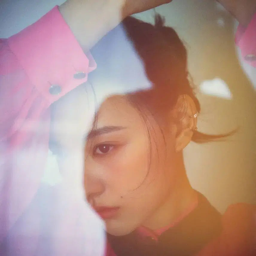 [BUNJANG] Kim Jiwon Marie Claire Magazine / <나의 해방일지><눈물의 여왕>김지원님 화보가 실린 마리끌레르 잡지 양도