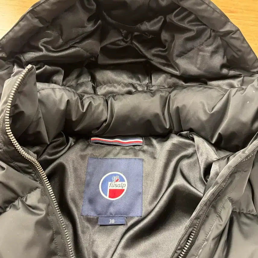 [BUNJANG] Fusalp Oria Short Padded Jacket (Size 38) / Fusalp 숏패딩 오리아(38)