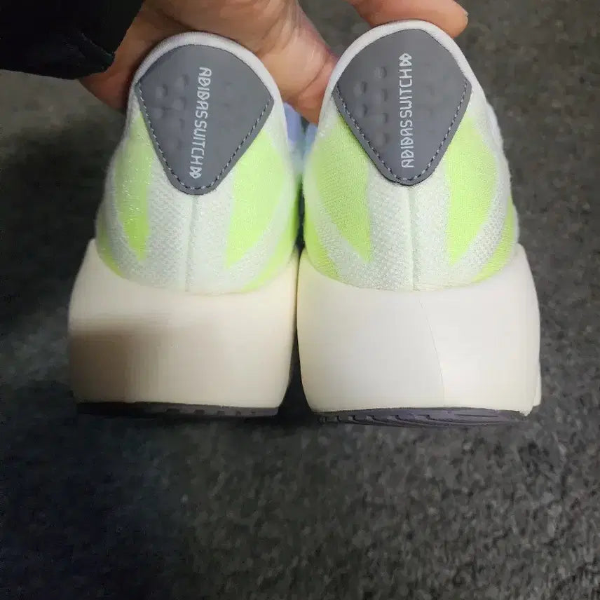 [BUNJANG] Adidas Switch Cloud Running Shoes / 아디다스 러닝 스위치 클라우드 250사이즈