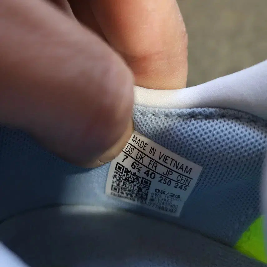 [BUNJANG] Adidas Switch Cloud Running Shoes / 아디다스 러닝 스위치 클라우드 250사이즈