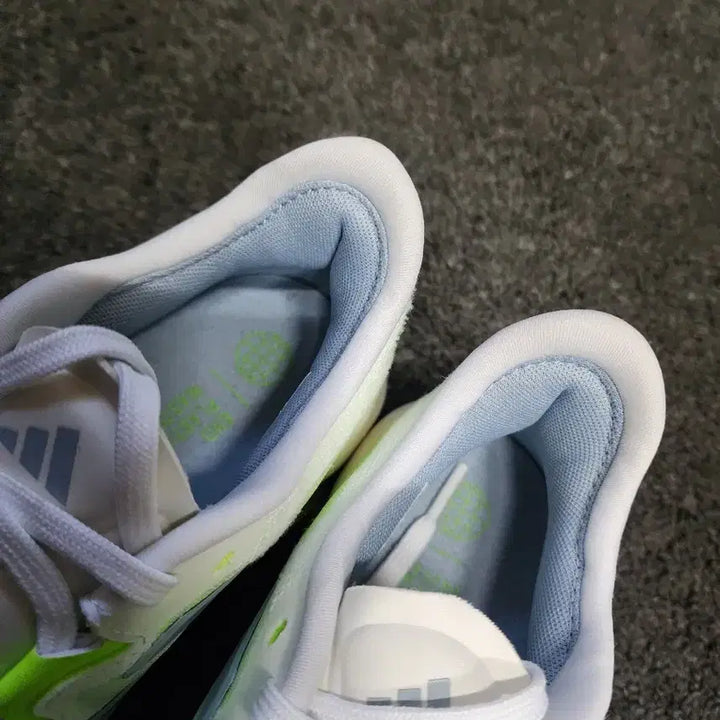 [BUNJANG] Adidas Switch Cloud Running Shoes / 아디다스 러닝 스위치 클라우드 250사이즈